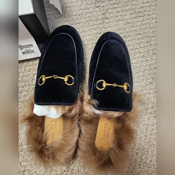 Gucci Black Velvet Fur Lined Loafers❤️ - Picture 3 of 16